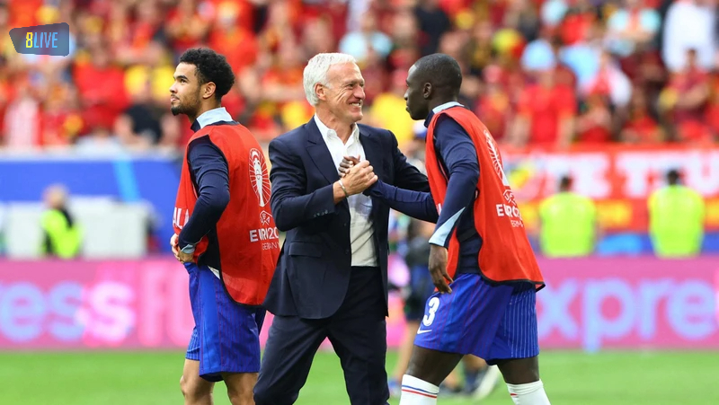 Didier Deschamps chia sẻ cảm xúc sau trận đấu với Bồ Đào Nha